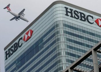 HSBC despide a 200 directores en campaña global de reducción de costos