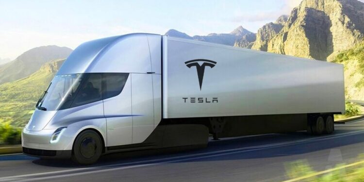 Tesla entrega camiones a fábrica de Pepsi en Nevada
