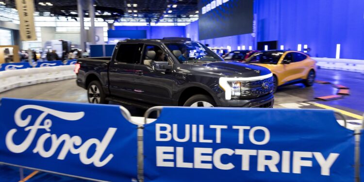 Ford se convierte en el segundo fabricante de vehículos eléctricos en EU