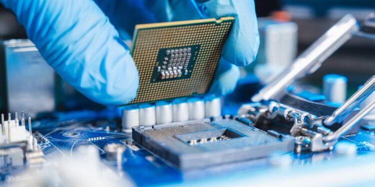 ¿Cómo estará la industria de semiconductores en 2023?