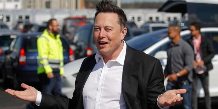 Autoridades de EU piden información a Tesla tras un tuit de Elon Musk