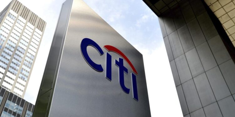 Citigroup gana 14,845 mdd en 2022, un 32% menos que en 2021