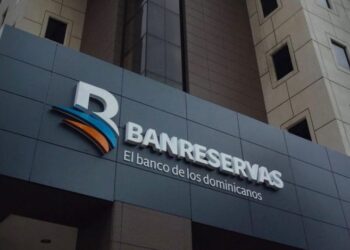 Banreservas inaugura oficina de representación en Madrid