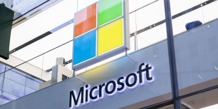 Microsoft planea invertir 10,000 mdd en OpenAI, empresa que creó ChatGPT