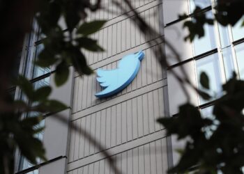Twitter pone en venta gran parte del mobiliario de su sede central