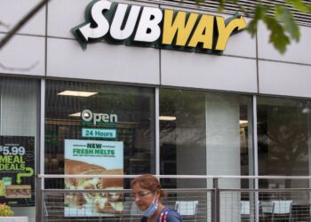 Subway explora una posible venta: WSJ