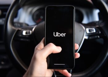 Uber perdió US$9,141 millones en 2022, pero disparó su facturación