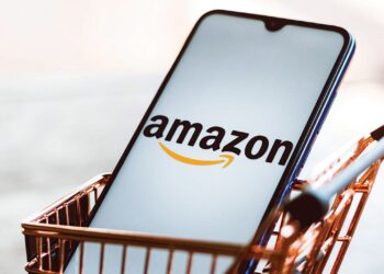 Amazon pierde 2,722 mdd en 2022, arrastrada por Rivian