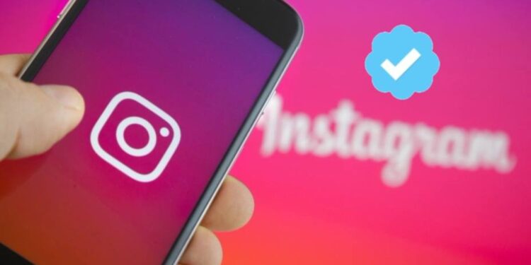Instagram comenzará a cobrar la palomita azul