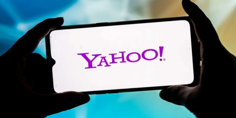 Yahoo despedirá al 20% de su planta laboral este año