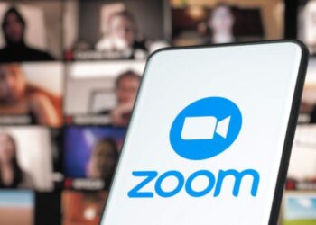 Zoom despedirá a 1,300 empleados