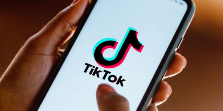 Reino Unido prohíbe Tik Tok por razones de seguridad