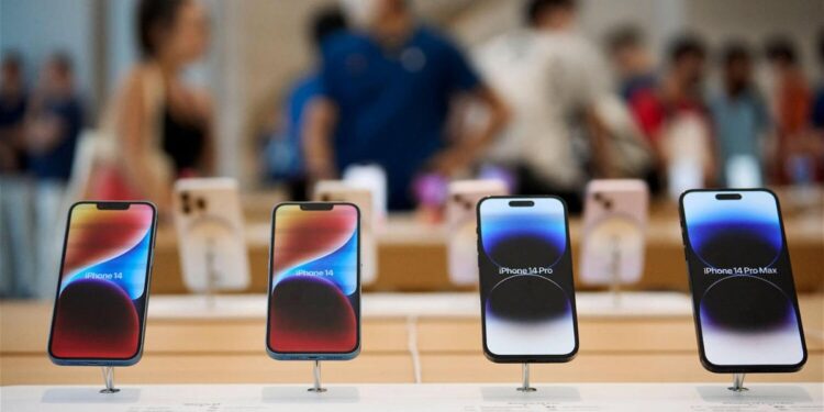 Los que gastan más dinero se compran un iPhone: Apple se queda el 75% de las ventas del «mercado premium»