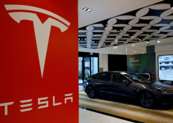 Margen trimestral de Tesla cae por los grandes descuentos