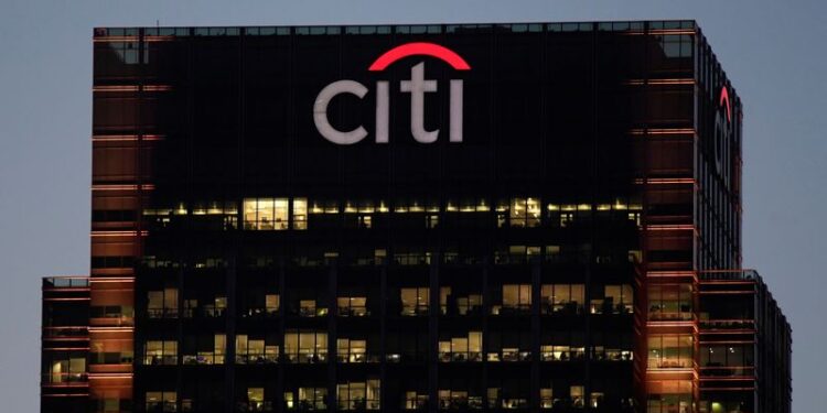 Ganancias de Citigroup suben gracias a los mayores ingresos por intereses
