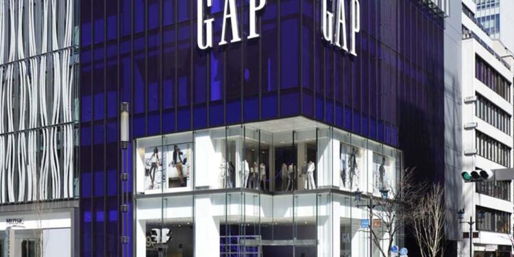Cadena de ropa Gap eliminará 1,800 empleos en sus oficinas