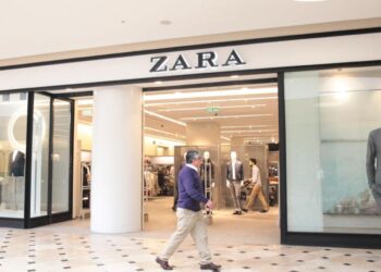 Fundador de Zara compra antiguo edificio de la BBC en Londres por 102 mdd