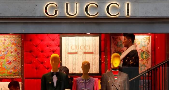 UE examina el sector del lujo, con Gucci y otros en el punto de mira