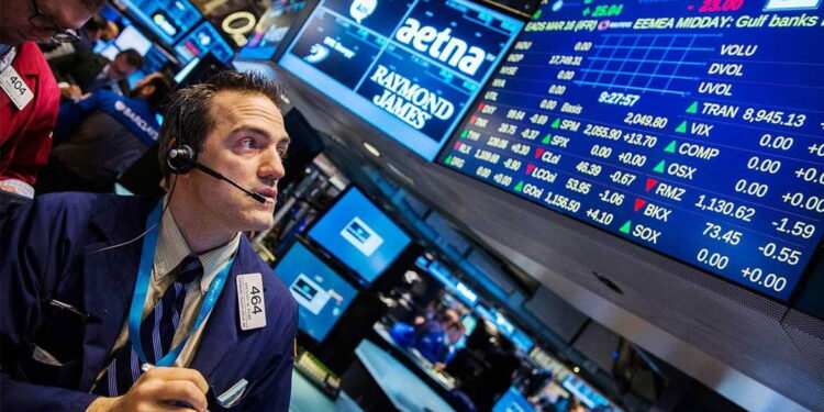 Wall Street anota avance semanal tras buenas noticias de inflación y bancos