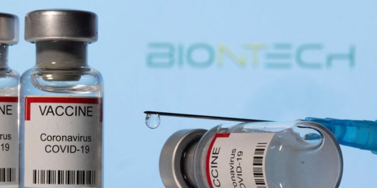 El beneficio de BioNTech cae por las menores ventas de la vacuna contra el Covid-19