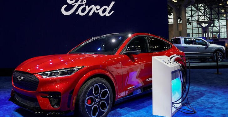 Ford rebaja el precio del Mustang Mach-E tras decisión de Tesla