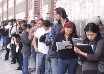 El desempleo en Latinoamérica se reduce tres décimas en 2023 y queda en el 6.7%