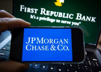 Los grandes bancos de EU se vuelven clave para frenar la crisis bancaria