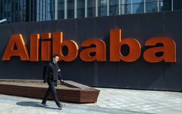 Alibaba niega que vaya realizar despidos masivos y anuncia 15.000 contrataciones