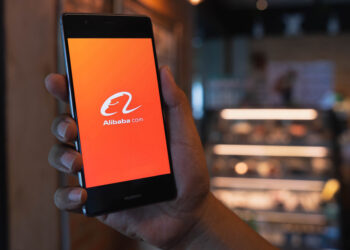 Alibaba lanza chatbot al estilo ChatGPT y muestra que China quiere dominar la IA