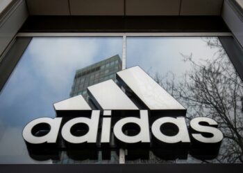 Adidas pone a prueba el límite superior del mercado del running con unos tenis de 500 dólares