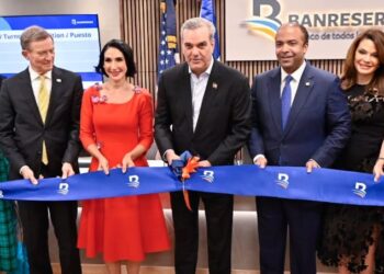 Banreservas inaugura oficina en Nueva York