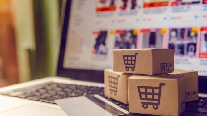 La cara oculta del comercio online: así se sostienen Amazon y otras plataformas cuando las masas compran en el Black Friday