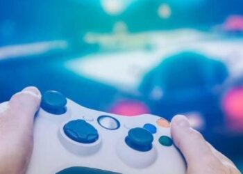 Los videojuegos venden tres veces más si están disponibles íntegramente en español