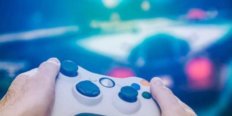 Los videojuegos venden tres veces más si están disponibles íntegramente en español
