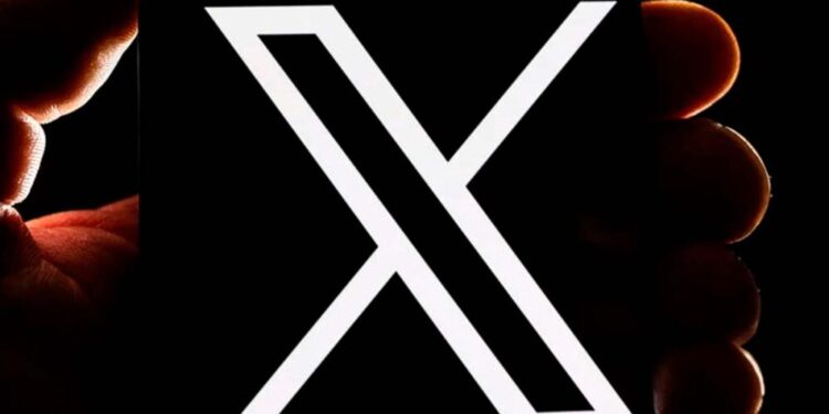 X vale 71.5% menos que cuando Musk compró la empresa, según inversor