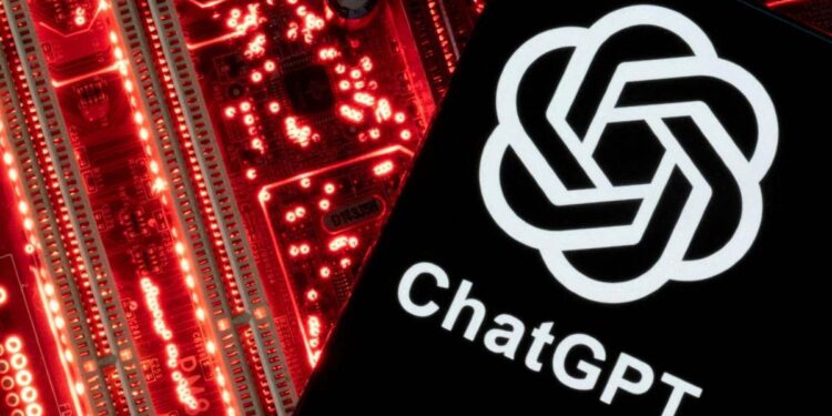 ChatGPT ya puede ‘alistarse’ a cualquier ejército y convertirse en un recurso bélico