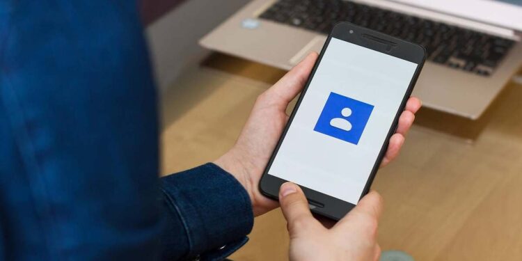 Así es la nueva función de Contactos de Google para leer los mensajes más rápido