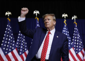 Trump advierte de que prohibir TikTok daría más poder a Meta: «Facebook es un enemigo del pueblo»