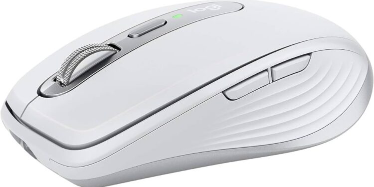 Logitech lanza la versión renovada del mejor ratón compacto que puedes usar con tu MacBook