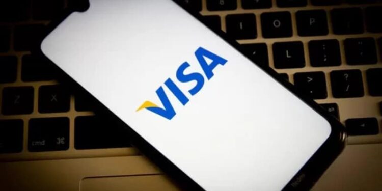 EU demanda a Visa por su control del mercado de tarjetas de débito