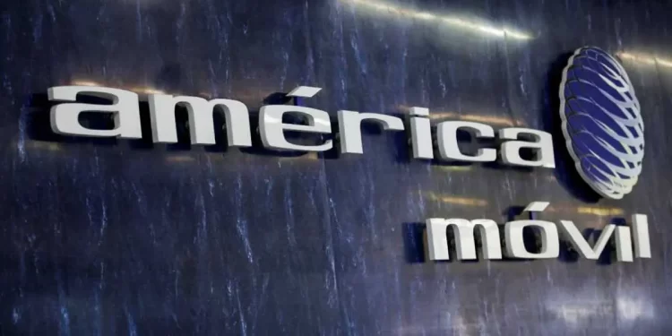 América Móvil y Telefónica exploran alianza en venta de activos de WOM