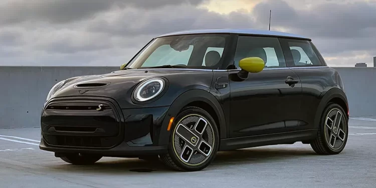 BMW retira del mercado mundial los modelos Mini Cooper SE eléctricos por esta razón