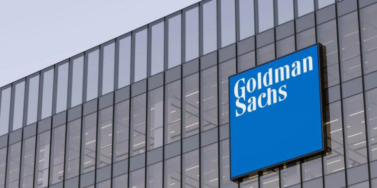 EU ordena a Goldman Sachs y Apple pagar 89 mdd por fallas a los consumidores