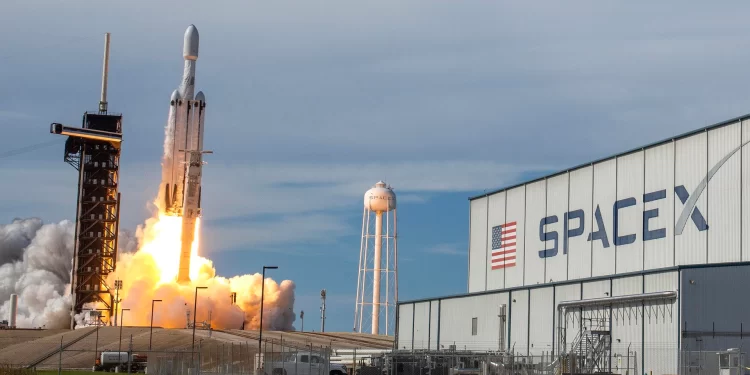 EU podría aprobar la licencia de Starship 5 de SpaceX este mes