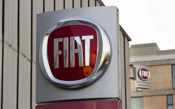 Mientras Fiat se estanca, Turín lucha por evitar el declive con Maserati y los 500 eléctricos