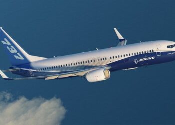 Emiten advertencia para los aviones Boeing 737 debido a problemas con el timón