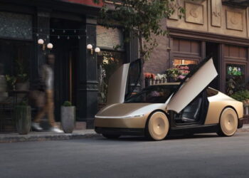 El fracaso de los robotaxis pone en duda la alta valoración bursátil de Tesla
