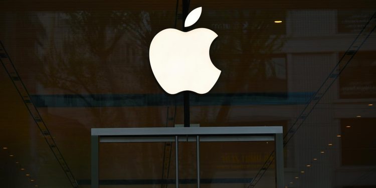 UE abandona investigación contra Apple por normas de ebooks ante retiro de la denuncia