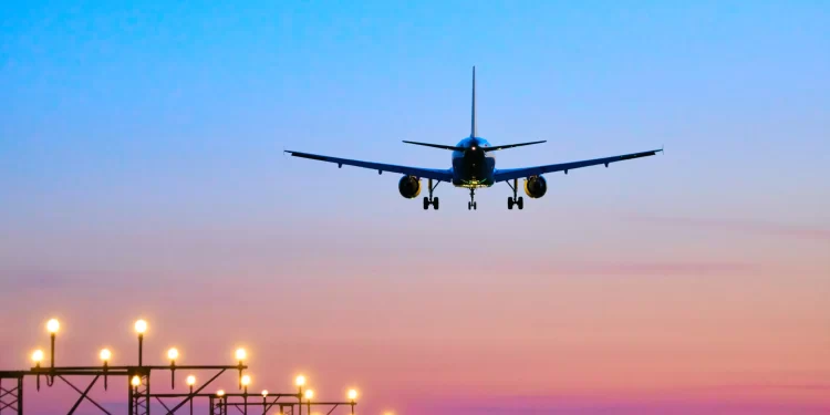 Demanda global de transporte aéreo de pasajeros subió un 7.1 % en septiembre