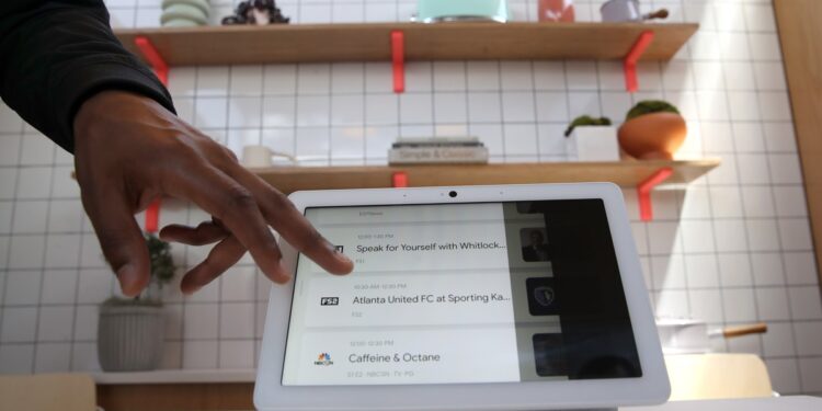 Apple lanzará una pantalla inteligente para el hogar: sus características y lo que podría costar